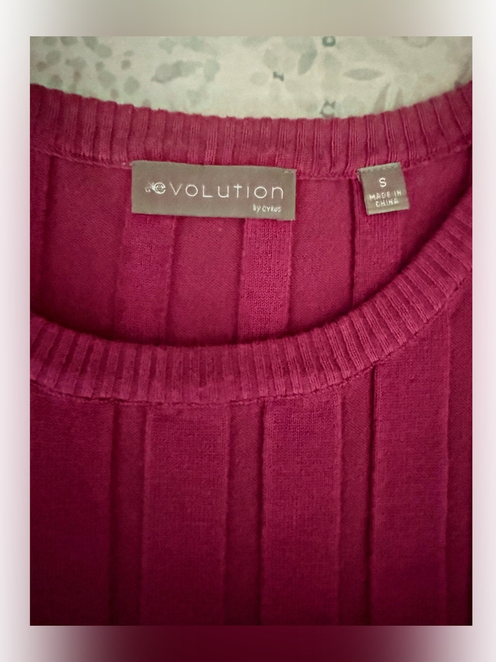 Chic Knit Top - Picture 3 of 7